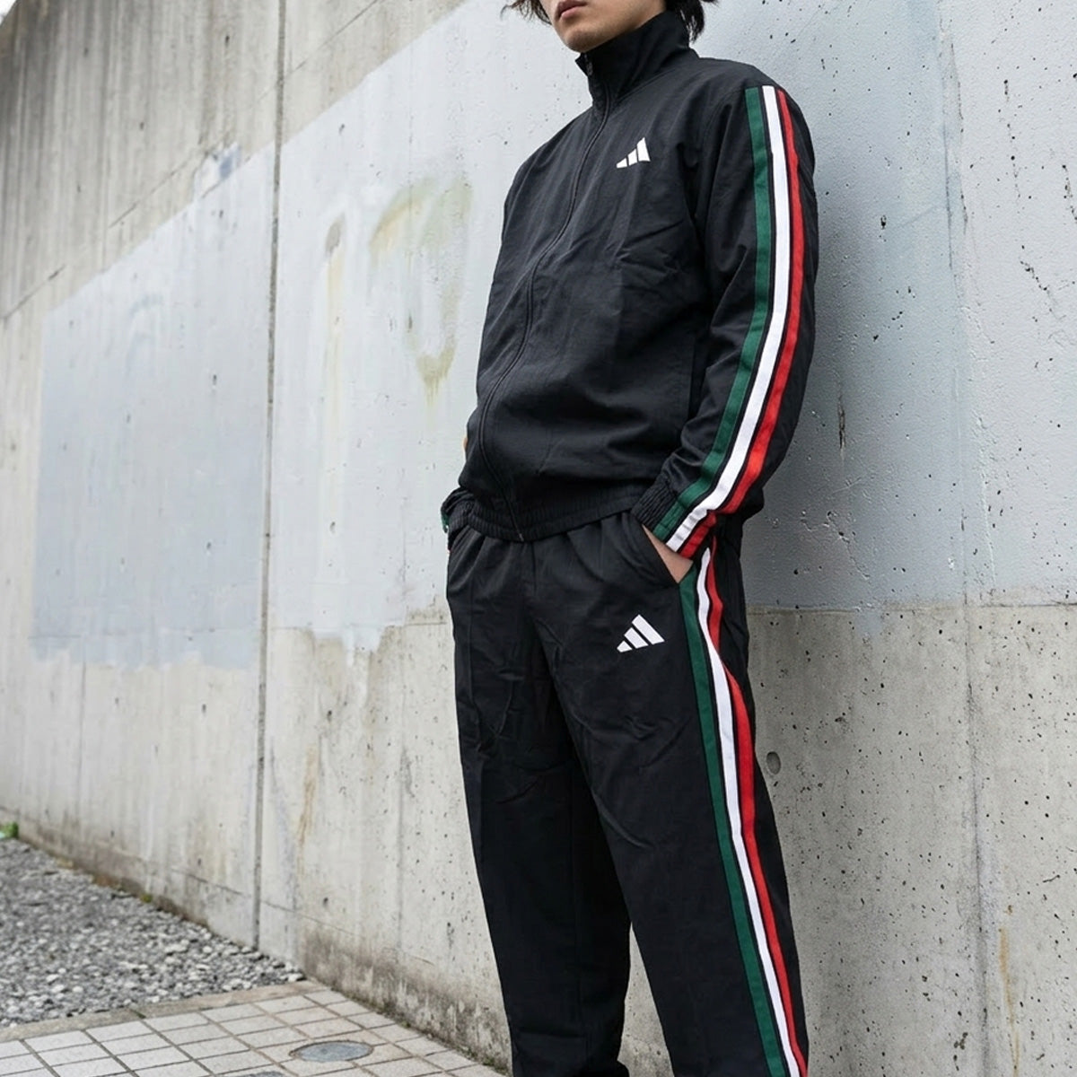 アディダス クロス薄手 ジャージ 上下 メンズ エッセンシャルズ ブルー ブラック MLZ50