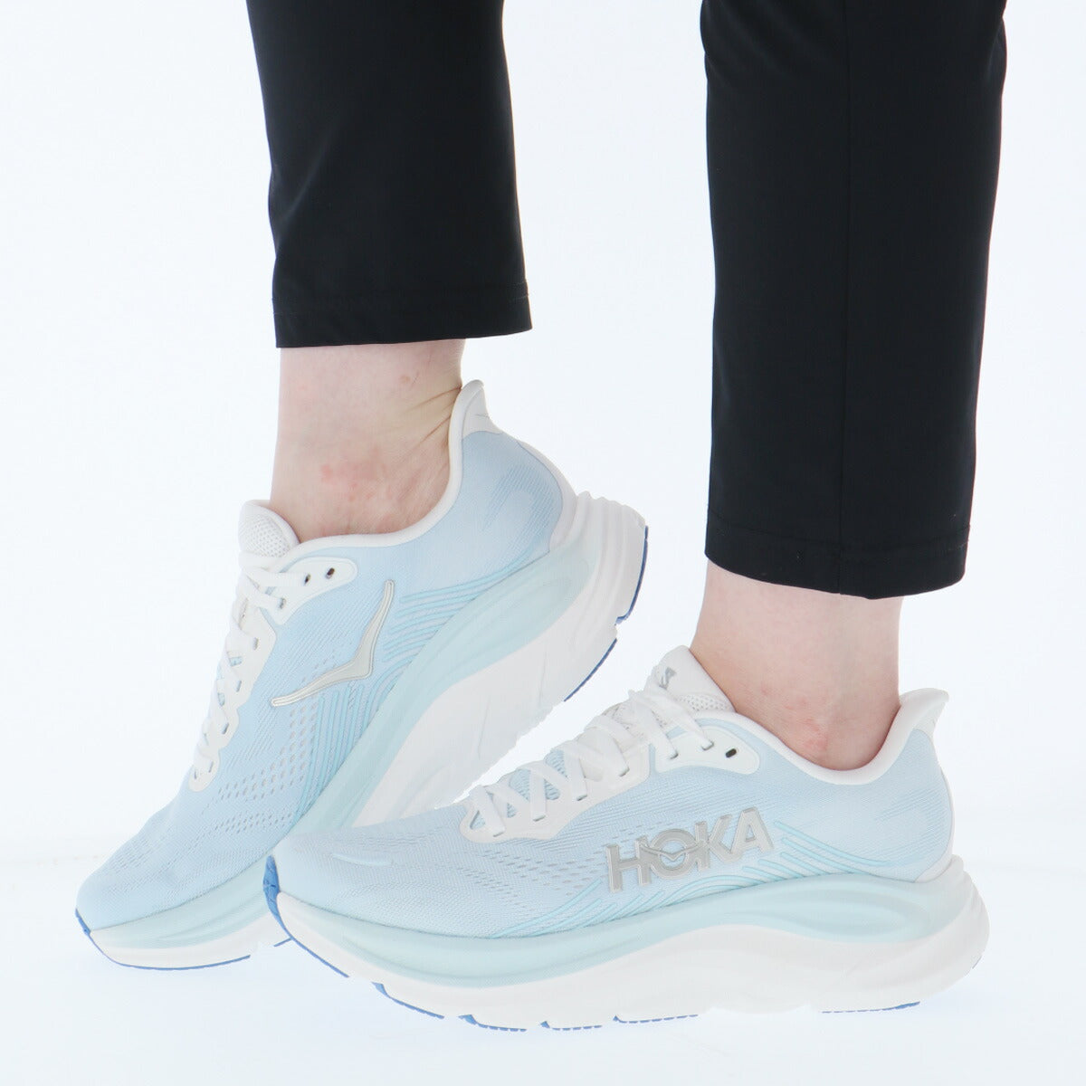 ホカ クリフトン 10 シューズ レディース ブランド ランニングシューズ ウォーキングシューズ ランニング マラソン スニーカー HOKA 黒 軽量 厚底 1176573 ブラック ブルー かわいい 大きいサイズ 有 スポーツ