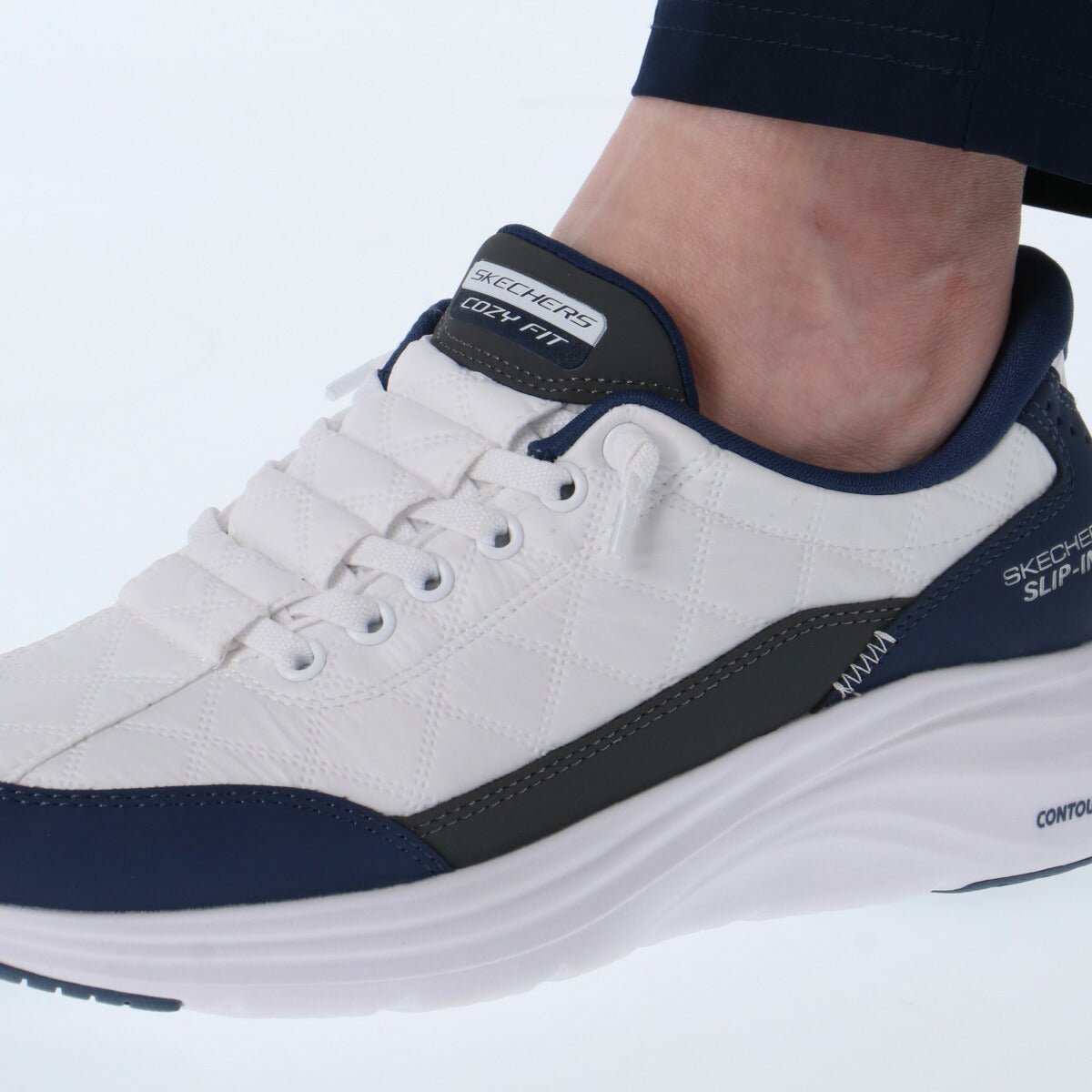 ウォーキングシューズ レディース スケッチャーズ スリップインズ コージーフィット 立ったまま履ける ハンズフリー ローカット ウォーキング シューズ 黒 白 レザー 合皮 スポーツ ブランド ダイエット スニーカー 通勤 旅行 SKECHERS 150404 あす楽 3ds SALE セール かわいい 大きいサイズ 有 おしゃれ - 【公式】限定ジャージのタケスポ（Limited jersey takespo）