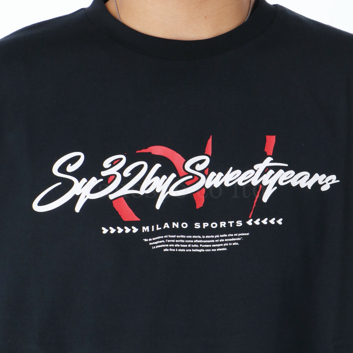 エスワイサーティトゥバイスィートイヤーズ メンズ Tシャツ カーシブ ロゴ SY32 by SWEET YEARS アパレル 上 15044