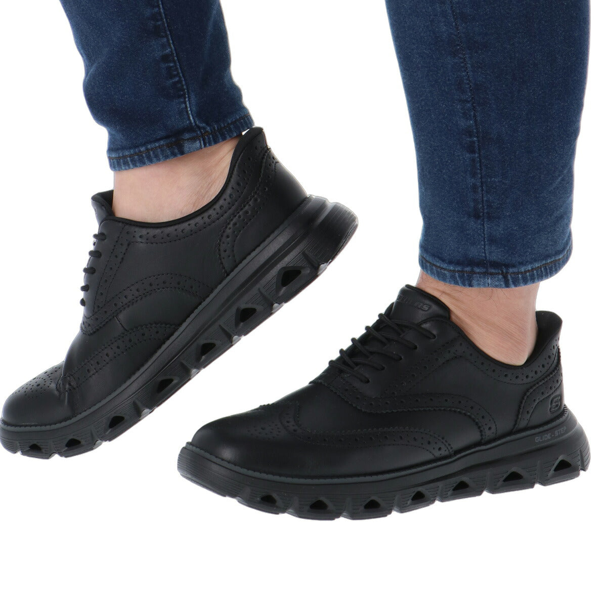 スケッチャーズ スリップインズ グライドステップ シューズ メンズ ブランド スニーカー SKECHERS スリッポン レザースニーカー 靴 くつ 手を使わず履ける 履きやすい ハンズフリー ゴムひも 旅行 黒 205928