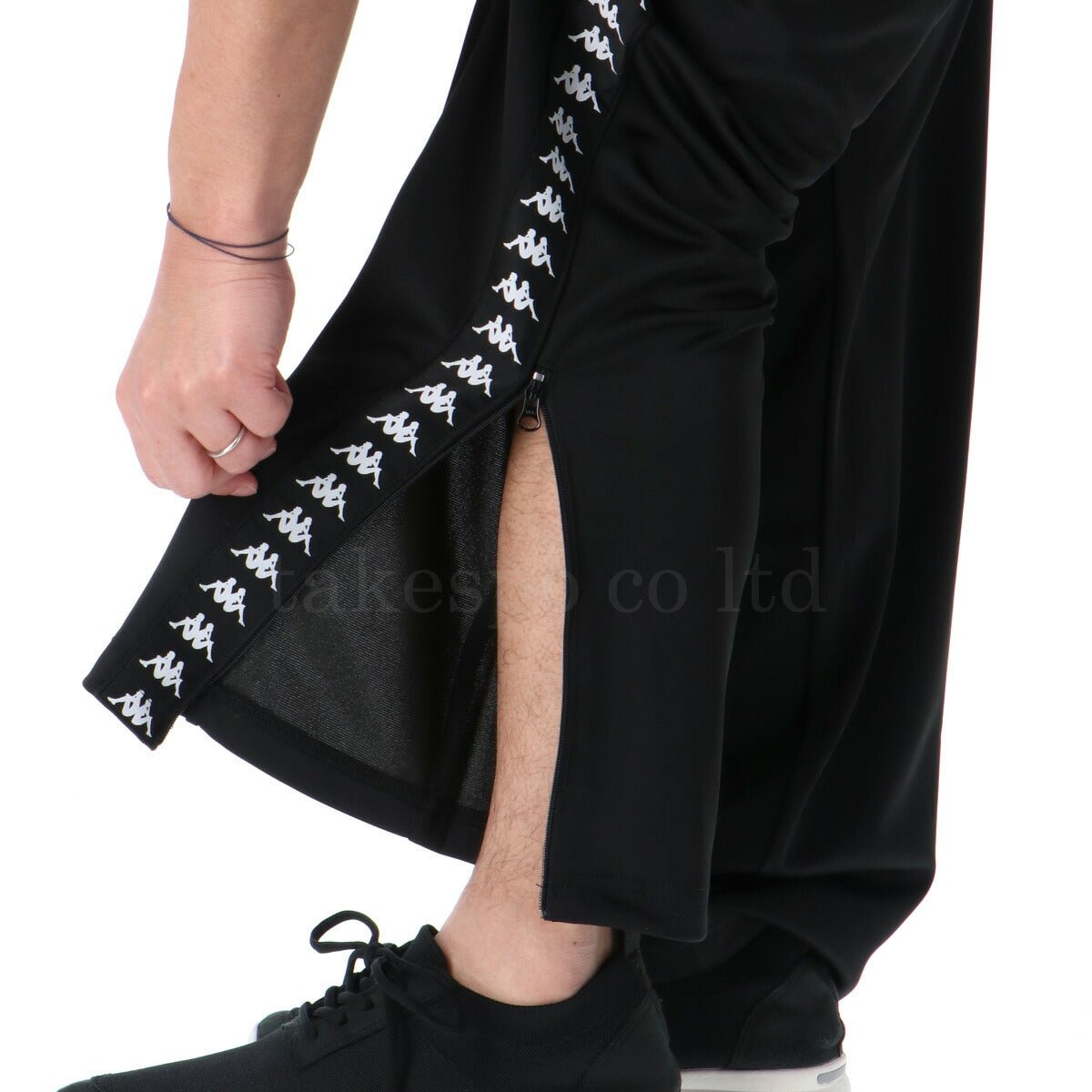 カッパ ジャージ上下 バンダ ジャージ 上下 セットアップ メンズ ブランド Kappa ラインテープ フルジップ トラックスーツ 215385 あす楽 3ds SALE セール 上下セット 大きいサイズ 有 スポーツウェア トレーニングウェア スポーツ おしゃれ - 【公式】限定ジャージのタケスポ（Limited jersey takespo）