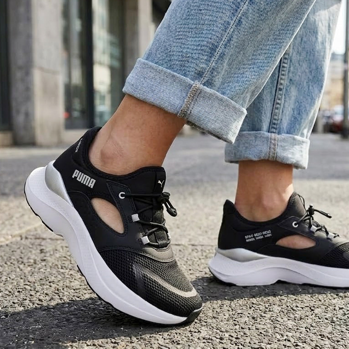 プーマ ソフトライド シューズ レディース ブランド スニーカー PUMA イーズイン 立ったまま履ける 白 黒 313770 ブラック ホワイト ピンク かわいい 大きいサイズ 有 スポーツ おしゃれ