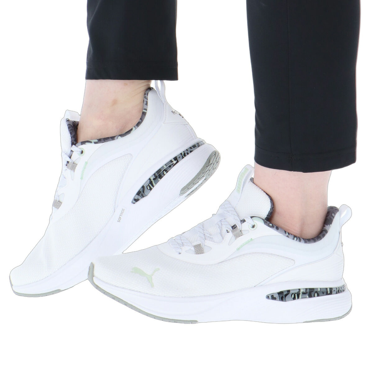 プーマ ソフトライド スリッポン シューズ レディース ブランド スニーカー PUMA アニマル柄 黒 白 ヒョウ レオパード 313963 ブラック ホワイト かわいい 大きいサイズ 有 スポーツ おしゃれ