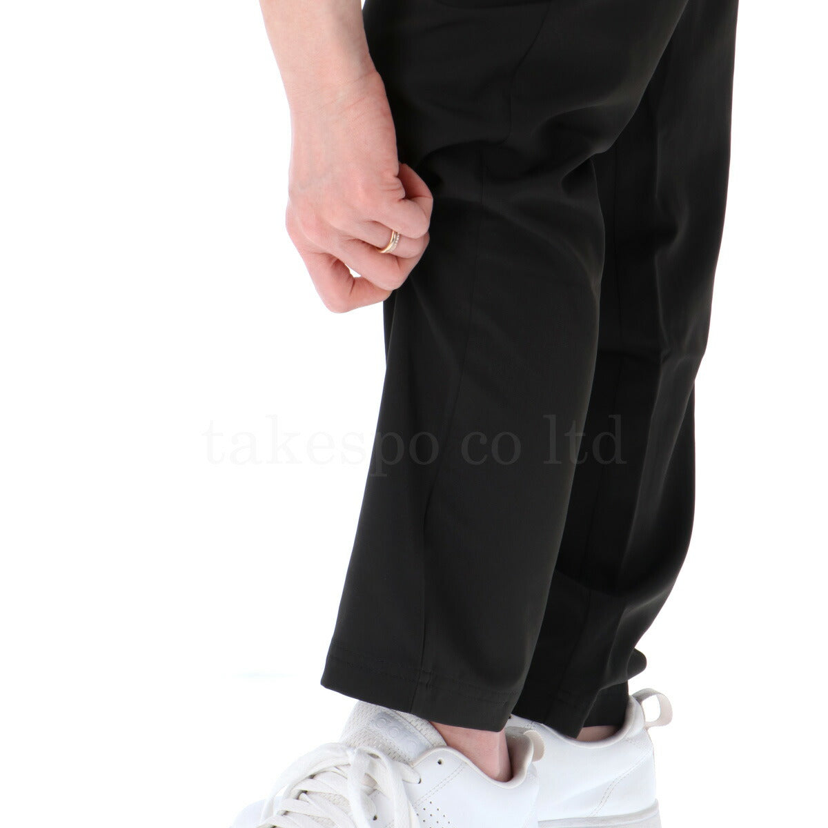プーマ 薄手 ジャージ 上下 レディース TAD CLOTH ブラック ホワイト 527028