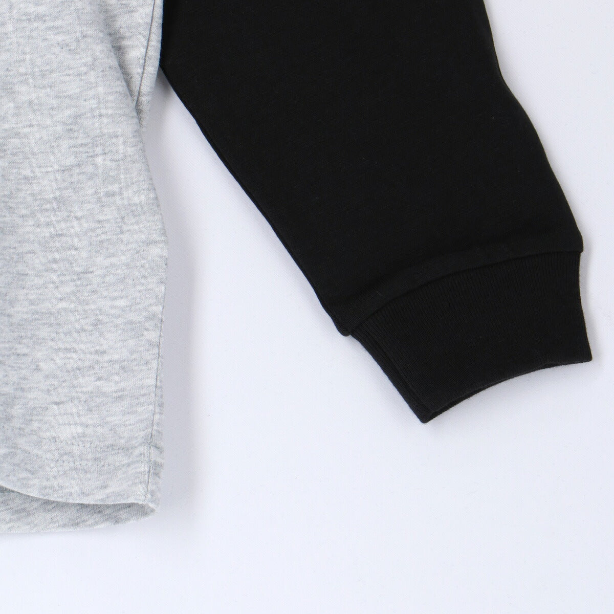 プーマ ジュニア Tシャツ エッセンシャルズ PUMA アパレル 上 689983