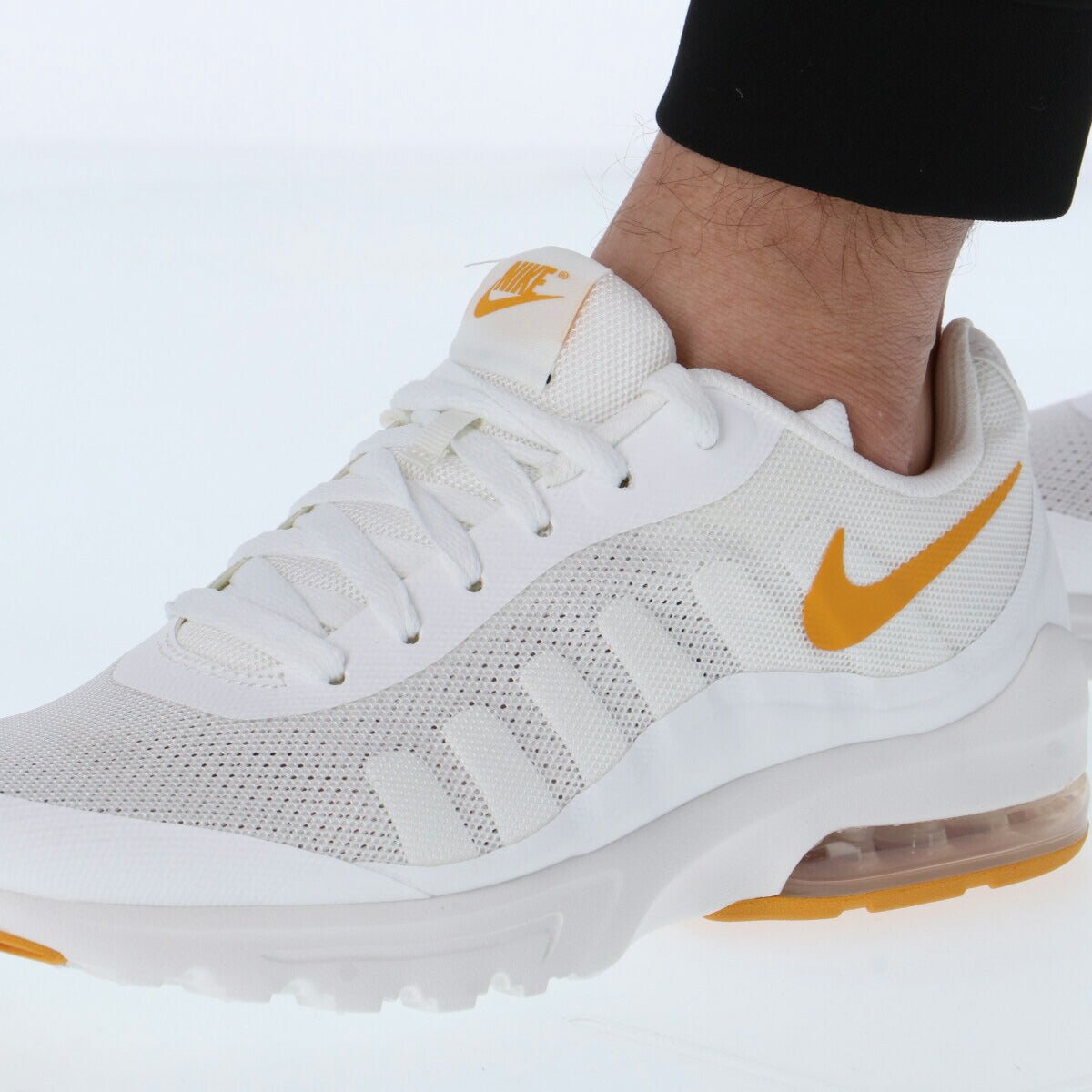 ナイキ エアマックス インヴィガー インビガー シューズ メンズ ブランド スニーカー NIKE ローカット AIR MAX 749680103 白 ホワイト 新作 大きいサイズ 有 スポーツ おしゃれ - 【公式】限定ジャージのタケスポ（Limited jersey takespo）