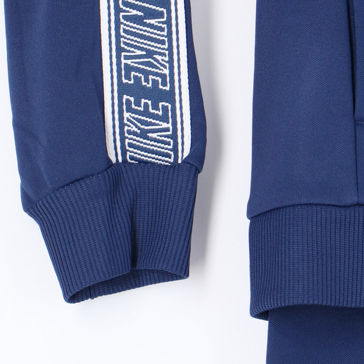 ナイキ ジュニア ジャージ上下 NIKE アパレル 上下 86N169