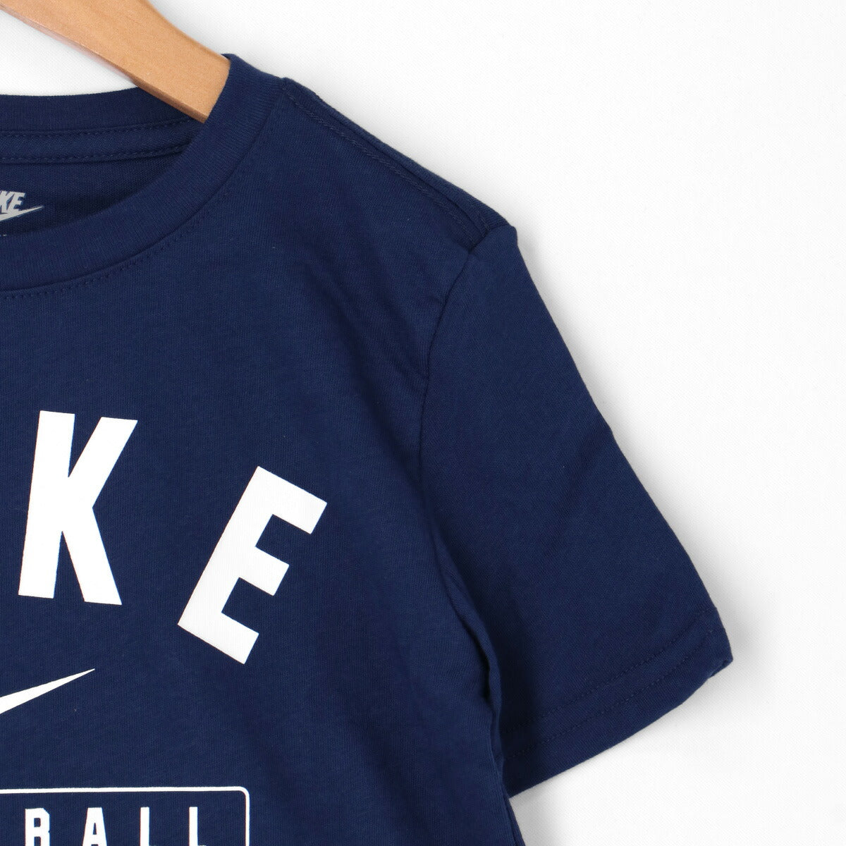 ナイキ ジュニア Tシャツ NIKE アパレル 上 86N340