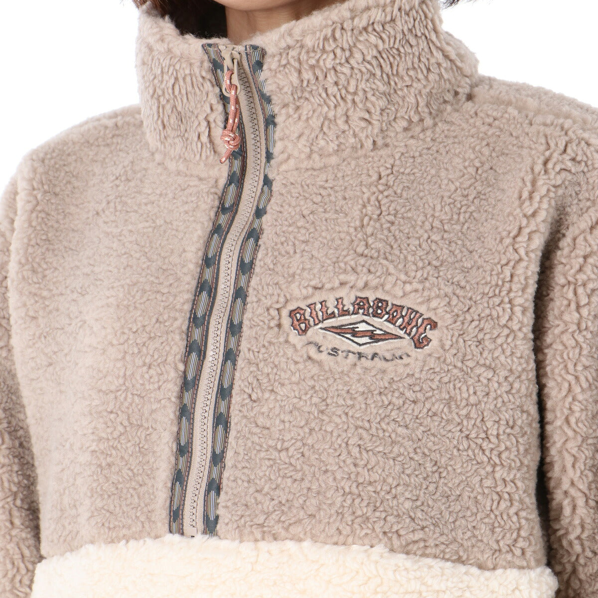 ビラボン ボアジャケット レディース ブランド BILLABONG フリース ハーフジップ プルオーバー もこもこ スタンドネック あったか 保温 白 ベージュ BG014043 かわいい 大きいサイズ 有 トップス