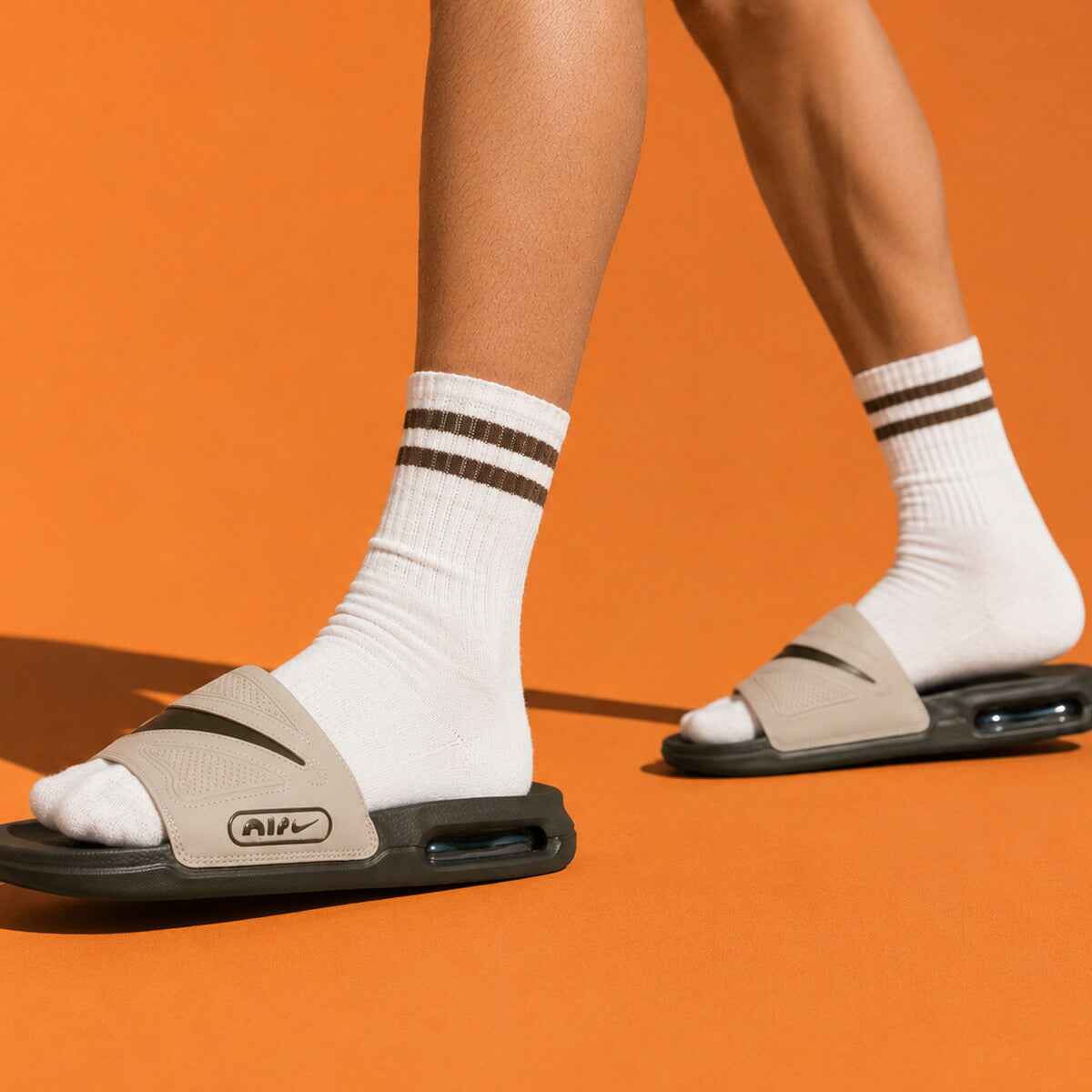 ナイキ エア マックス シューズ メンズ ブランド スポーツサンダル シャワーサンダル 靴 くつ スポサン 夏 NIKE スライド DC1460203 薄茶色 ベージュ 新作 大きいサイズ 有 スポーツ おしゃれ