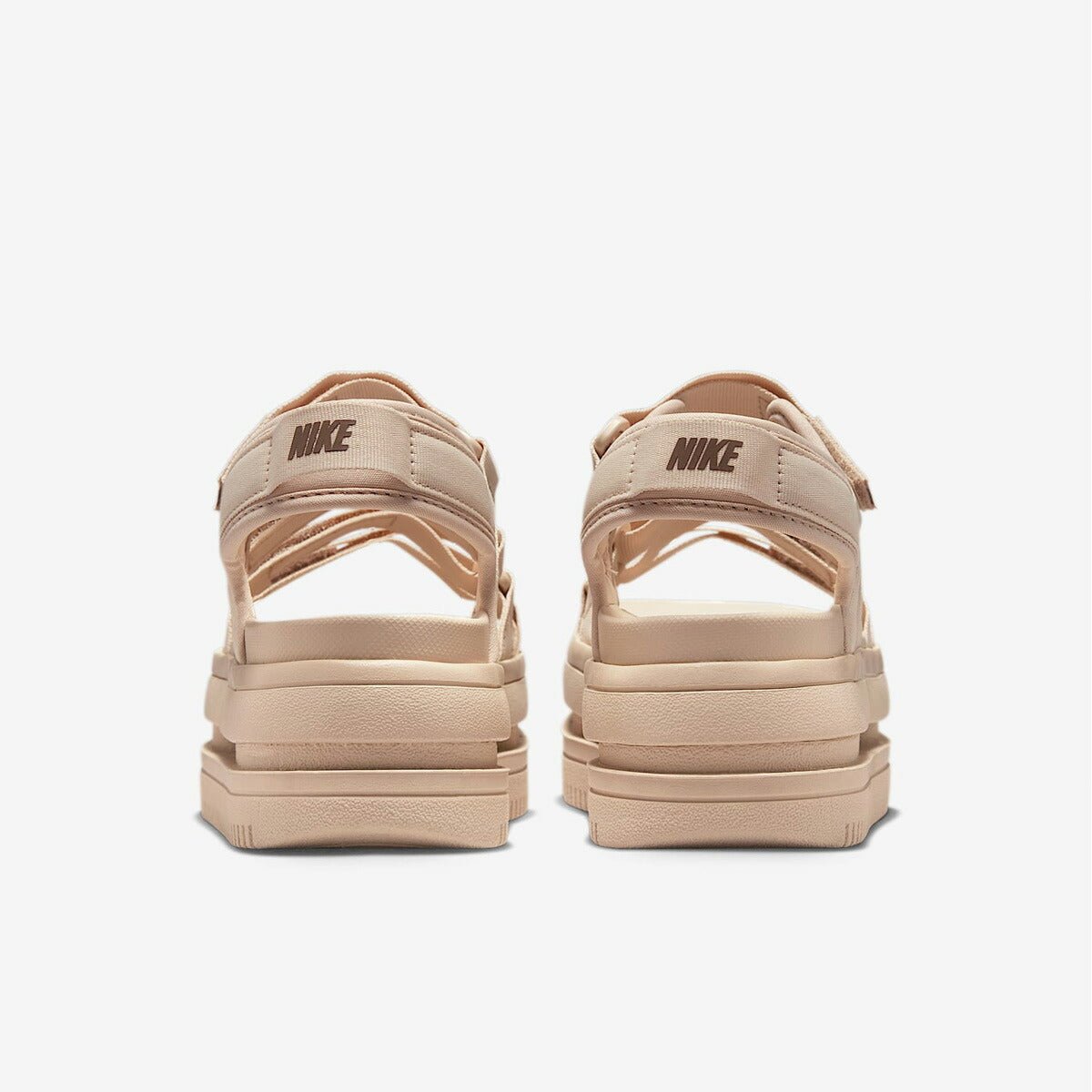 ナイキ アイコン クラシック シューズ レディース ブランド スポーツサンダル シャワーサンダル 靴 くつ スポサン 夏 NIKE 厚底 カジュアル マジックテープ ベルクロ プラットフォーム ストラップ DH0223102 あす楽 薄茶色 ベージュ 新作 ウィメンズ かわいい 大きいサイズ 有 スポーツ おしゃれ - 【公式】限定ジャージのタケスポ（Limited jersey takespo）