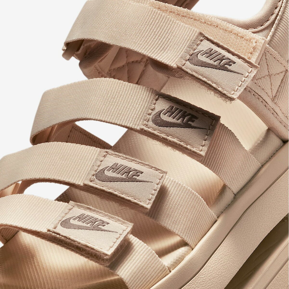 ナイキ アイコン クラシック シューズ レディース ブランド スポーツサンダル シャワーサンダル 靴 くつ スポサン 夏 NIKE 厚底 カジュアル マジックテープ ベルクロ プラットフォーム ストラップ DH0223102 あす楽 薄茶色 ベージュ 新作 ウィメンズ かわいい 大きいサイズ 有 スポーツ おしゃれ - 【公式】限定ジャージのタケスポ（Limited jersey takespo）