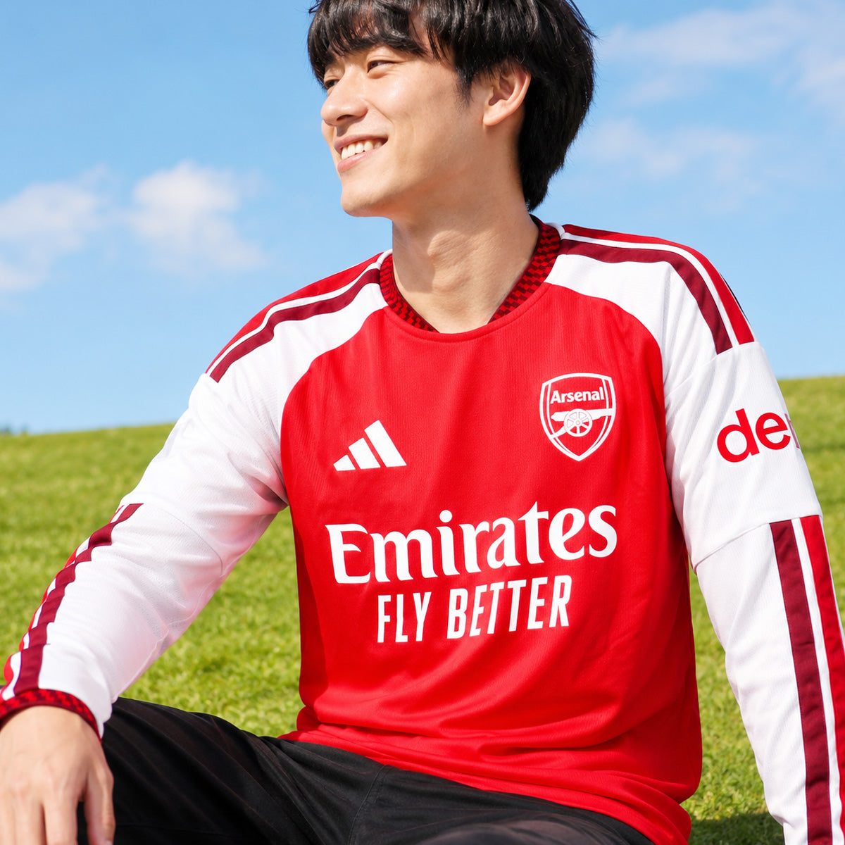 アディダス アーセナルFC ホーム レプリカユニフォーム メンズ ブランド adidas 長袖 吸汗 速乾 吸水 ドライ 3ストライプス スリーストライプス サッカー プレミア DVS84 レッド 大きいサイズ 有 スポーツウェア