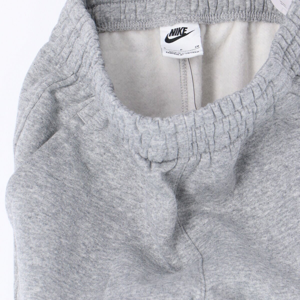 ナイキ クラブ フリース スウェット 上下 セットアップ ジュニア ブランド NIKE 裏起毛 クルーネック 綿混 ジョガーパンツ FD3006 063 灰色 グレー 新作 上下セット 男 女の子 キッズ スポーツウェア トレーニングウェア スポーツ おしゃれ - 【公式】限定ジャージのタケスポ（Limited jersey takespo）