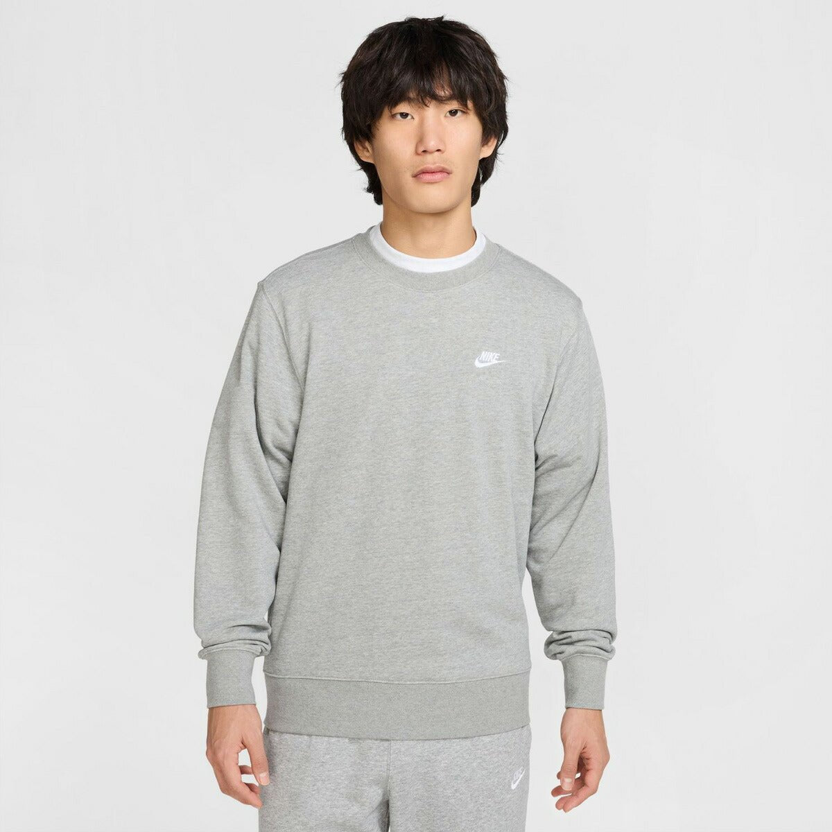 ナイキ トレーナー スウェット クラブ フレンチテリー スウェットシャツ メンズ ブランド クルーネック NIKE ワンポイント FN3889 063 3ds 灰色 グレー SALE セール 大きいサイズ 有 スポーツウェア トレーニングウェア スポーツ おしゃれ - 【公式】限定ジャージのタケスポ（Limited jersey takespo）