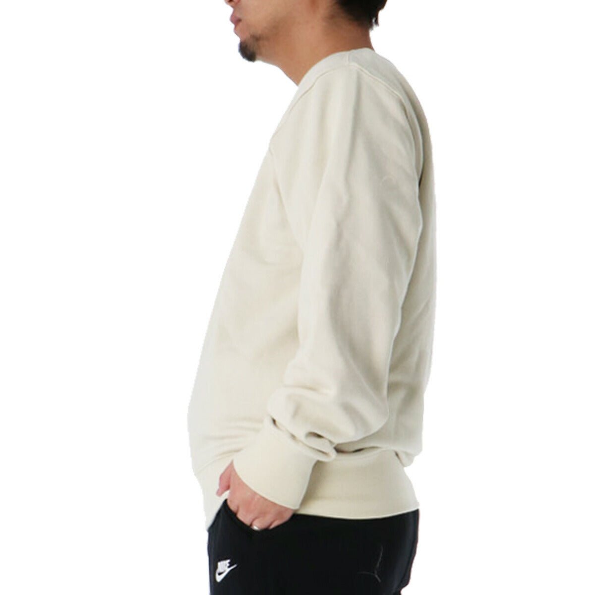ナイキ トレーナー スウェット クラブ フレンチテリー スウェットシャツ メンズ ブランド クルーネック NIKE ワンポイント FN3889 229 薄茶色 ベージュ 新作 大きいサイズ 有 スポーツウェア トレーニングウェア スポーツ おしゃれ - 【公式】限定ジャージのタケスポ（Limited jersey takespo）