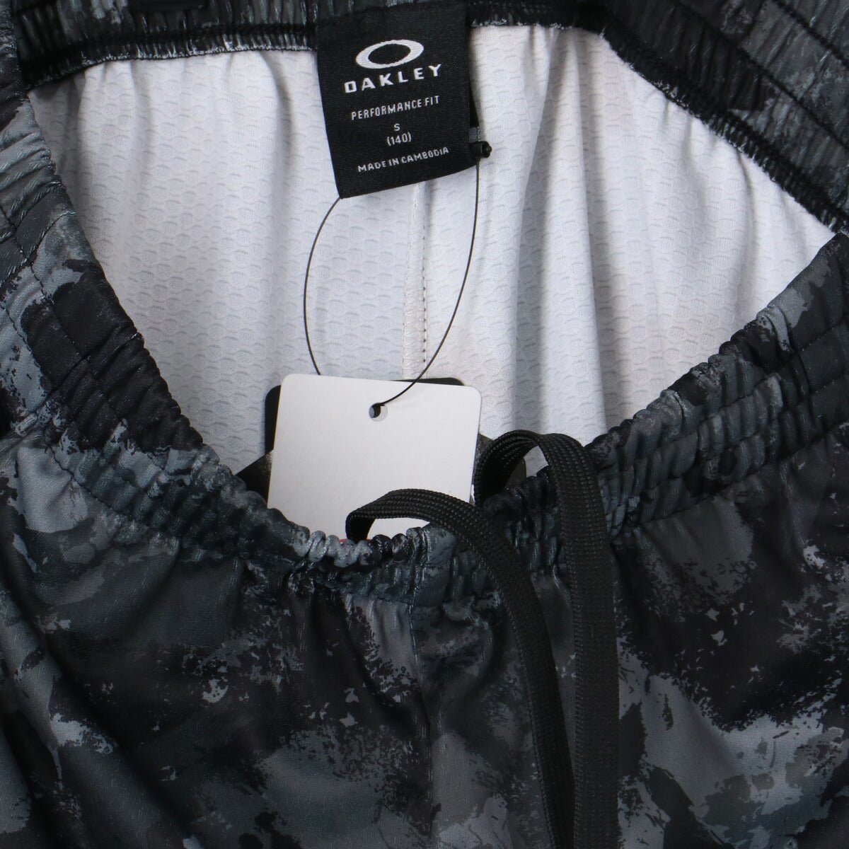 オークリー BOLD Tシャツ ハーフパンツ 上下 セットアップ ジュニア ブランド OAKLEY 接触冷感 半袖 吸汗 速乾 ドライ バックプリント付き カモ柄 迷彩 ビッグロゴ FOA407717 あす楽 新作 上下セット 男 女の子 キッズ 男の子 プラクティスシャツ プラシャツ スポーツウェア トレーニングウェア スポーツ おしゃれ - 【公式】限定ジャージのタケスポ（Limited jersey takespo）