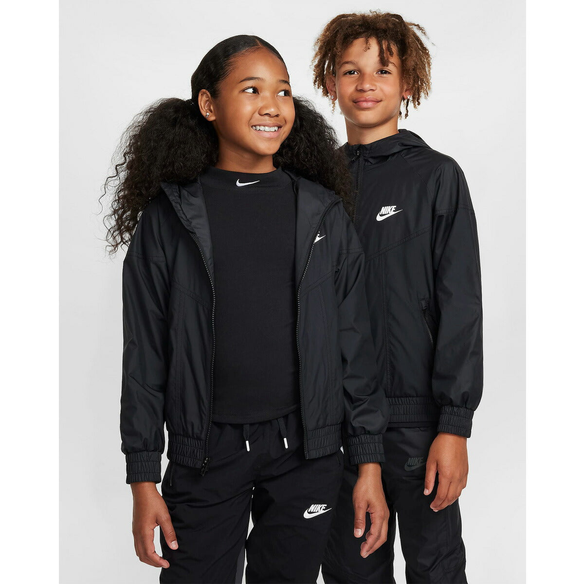 ナイキ ジュニア ウインドジャケット ウィンドランナー NIKE アパレル 上 FZ5516