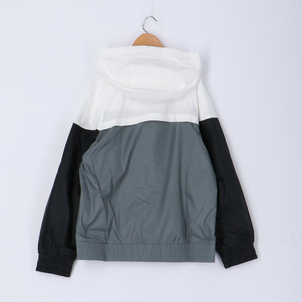 ナイキ ジュニア ウインドジャケット ウィンドランナー NIKE アパレル 上 FZ5516