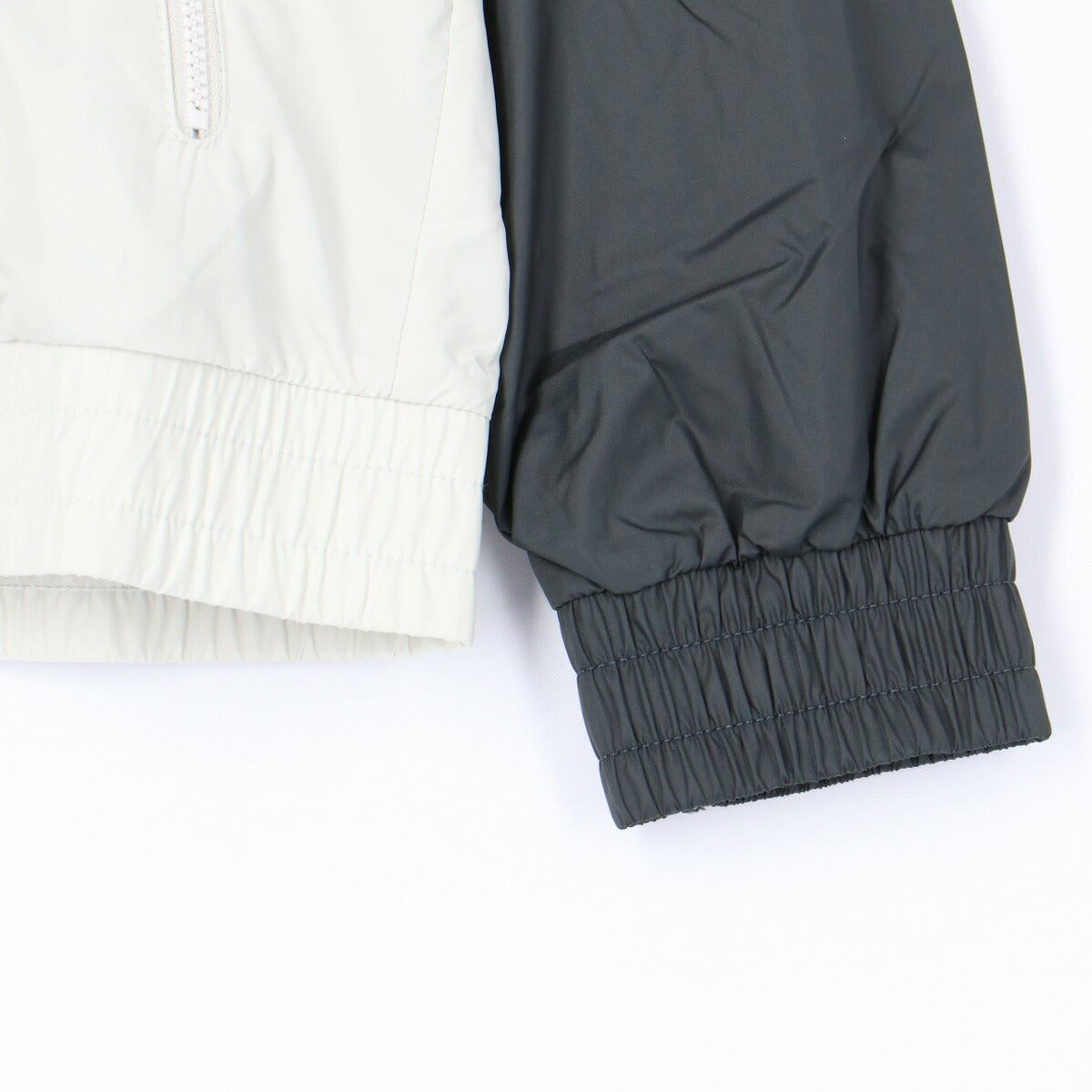 ナイキ ジュニア ウインドジャケット ウィンドランナー NIKE アパレル 上 FZ5516