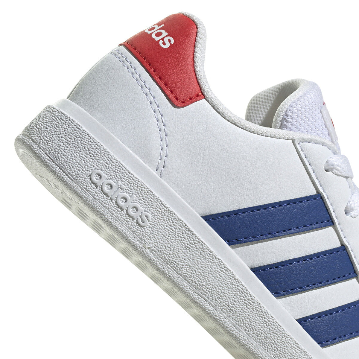 アディダス GRAND COURT 2.0 K グランドコート ライフスタイル テニス レースアップ シューズ ジュニア ブランド スニーカー adidas カジュアル 運動会 10003388 GW6504 白 ホワイト 男 女の子 キッズ