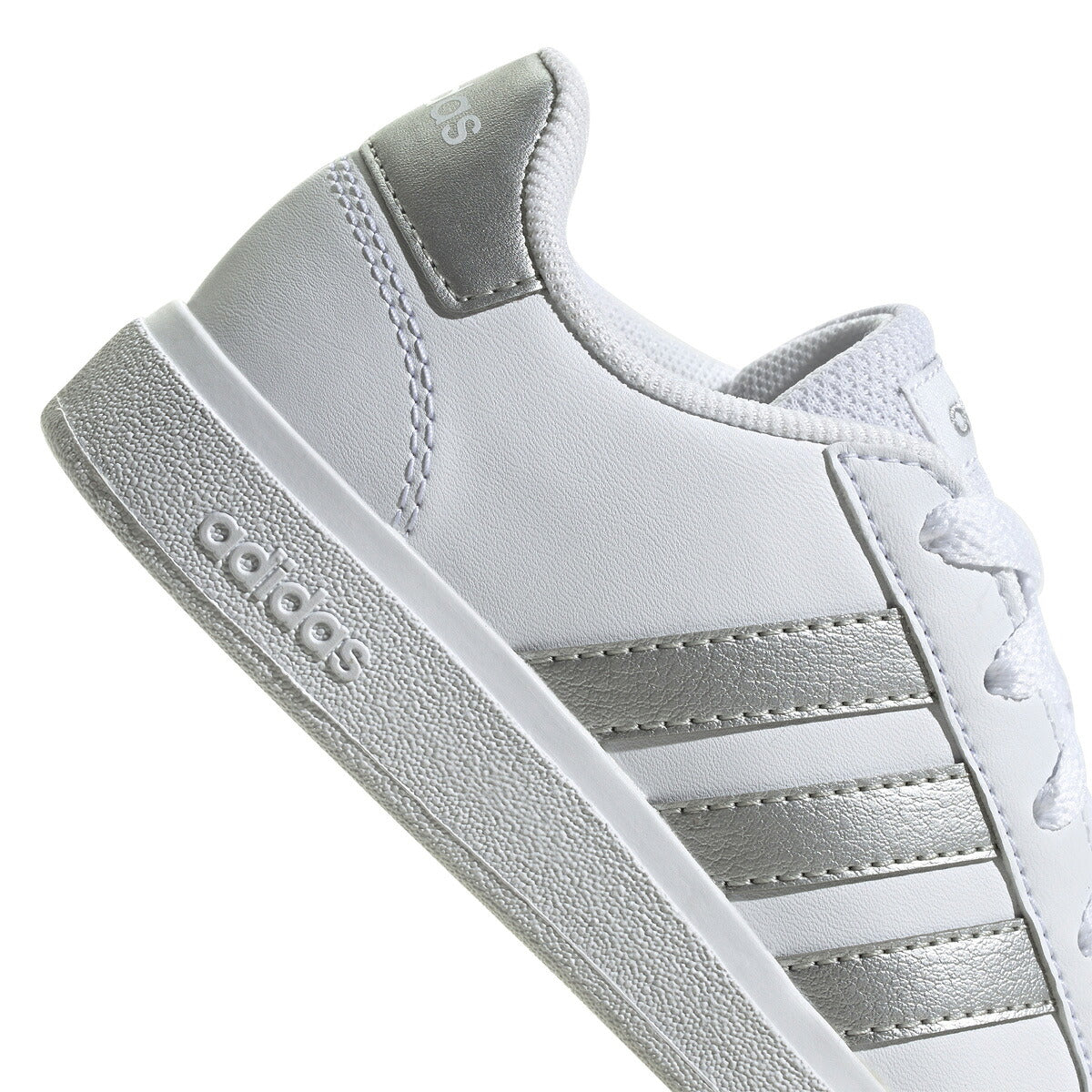 アディダス GRAND COURT 2.0 K グランドコート ライフスタイル テニス レースアップ シューズ ジュニア ブランド スニーカー adidas カジュアル 運動会 10003388 GW6506 白 ホワイト 男 女の子 キッズ