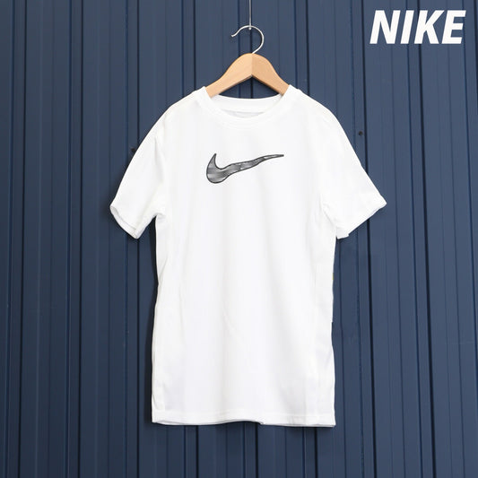 ナイキ ジュニア Tシャツ トルフィー NIKE アパレル 上 HF8079