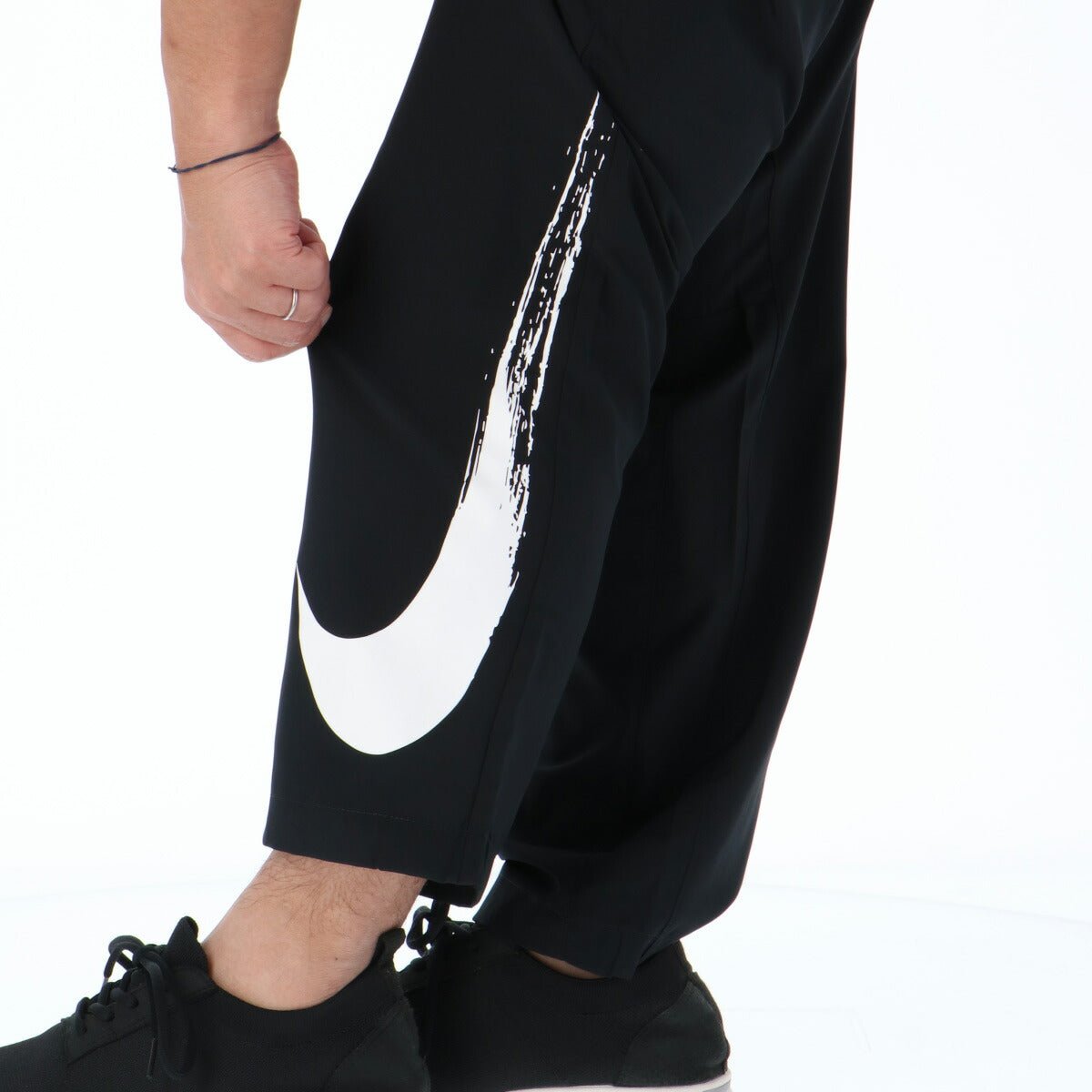 ナイキ フォーム FORM クロス薄手 ジャージ 上下 セットアップ メンズ ブランド NIKE フルジップ ランニング ヨガ 速乾 吸水 吸汗 ドライ HV0395 010 あす楽 黒 ブラック 新作 上下セット 大きいサイズ 有 スポーツウェア トレーニングウェア スポーツ おしゃれ - 【公式】限定ジャージのタケスポ（Limited jersey takespo）