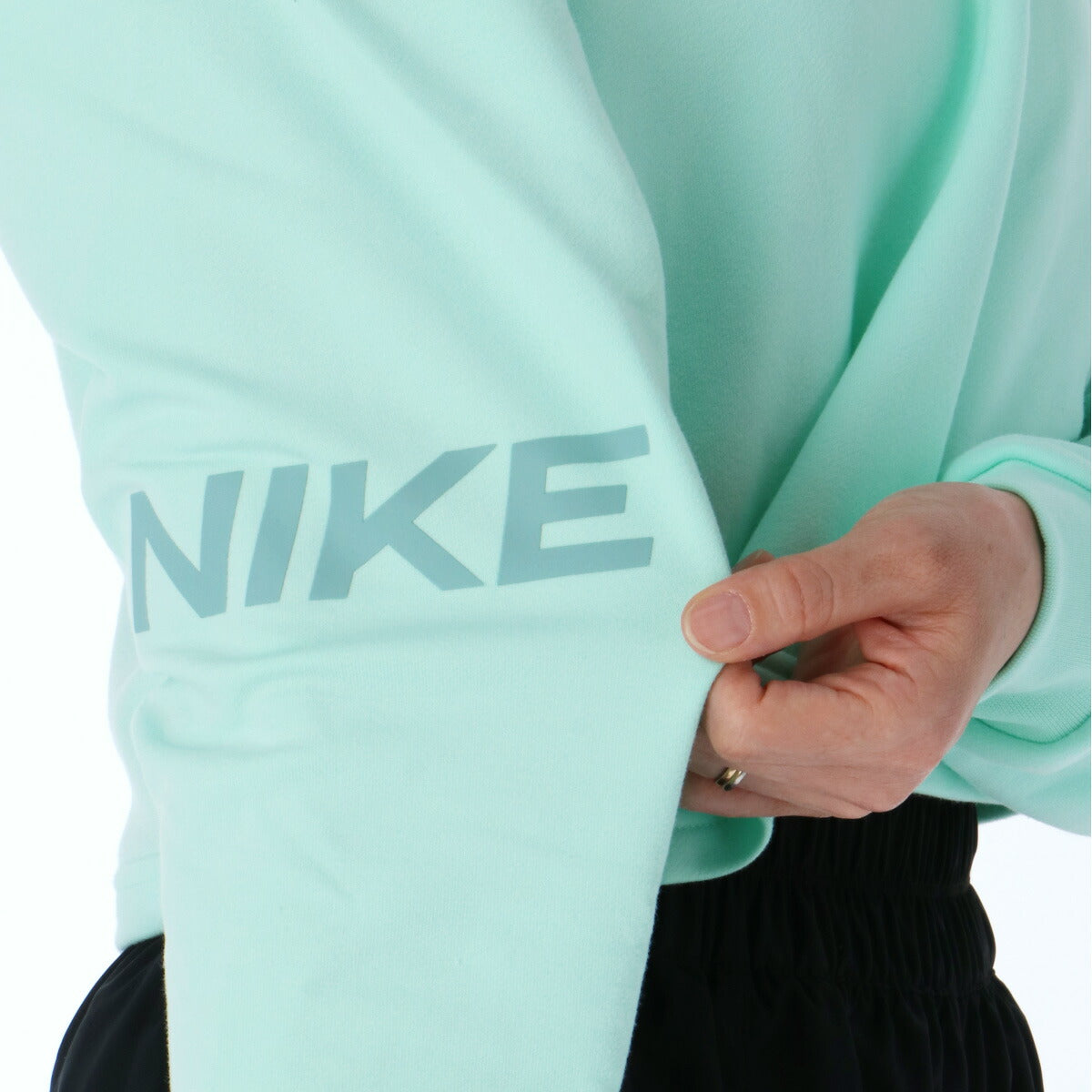 ナイキ レディース スウェットシャツ ナイキ プロ NIKE アパレル 上 HV3592