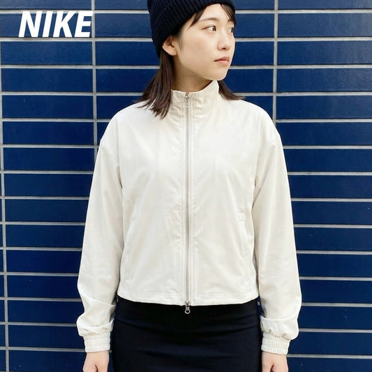 ナイキ ワン ウインドジャケット レディース ブランド NIKE 薄手 吸汗 速乾 ドライ HV5010 104 あす楽 薄茶色 ベージュ SALE セール ウィメンズ ウーブン woven かわいい 大きいサイズ 有 トップス ウォーキング ウェア スポーツウェア トレーニングウェア スポーツ おしゃれ - 【公式】限定ジャージのタケスポ（Limited jersey takespo）