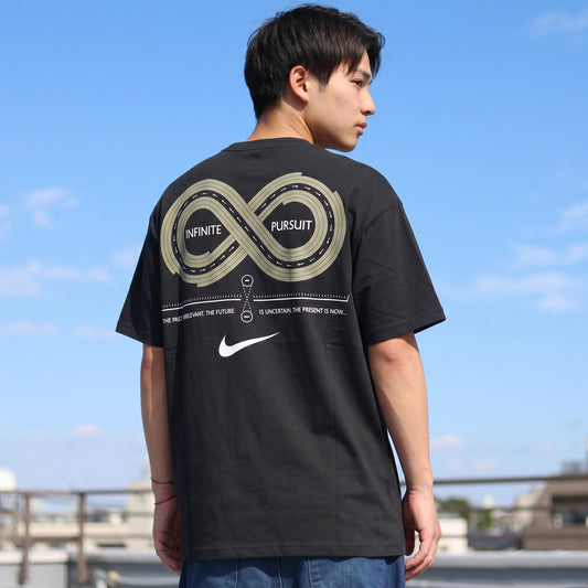 ナイキ 半袖 Tシャツ メンズ ブランド NIKE コットン100 綿100 バックプリント付き ゆったり IH1964 010 黒 ブラック 大きいサイズ 有 スポーツウェア トレーニングウェア スポーツ おしゃれ