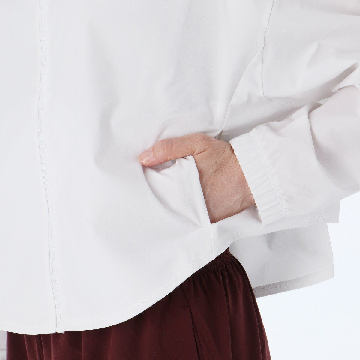 ナイキ レディース ウインドブレーカー上下 ナイキワン NIKE アパレル 上下 IH8601/IH8612