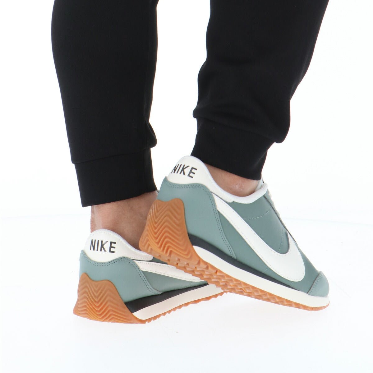 ナイキ パシフィック シューズ メンズ ブランド スニーカー NIKE 薄底 ローカット レザー 革 皮革 IM4006300 緑 グリーン 新作 大きいサイズ 有 スポーツ おしゃれ - 【公式】限定ジャージのタケスポ（Limited jersey takespo）