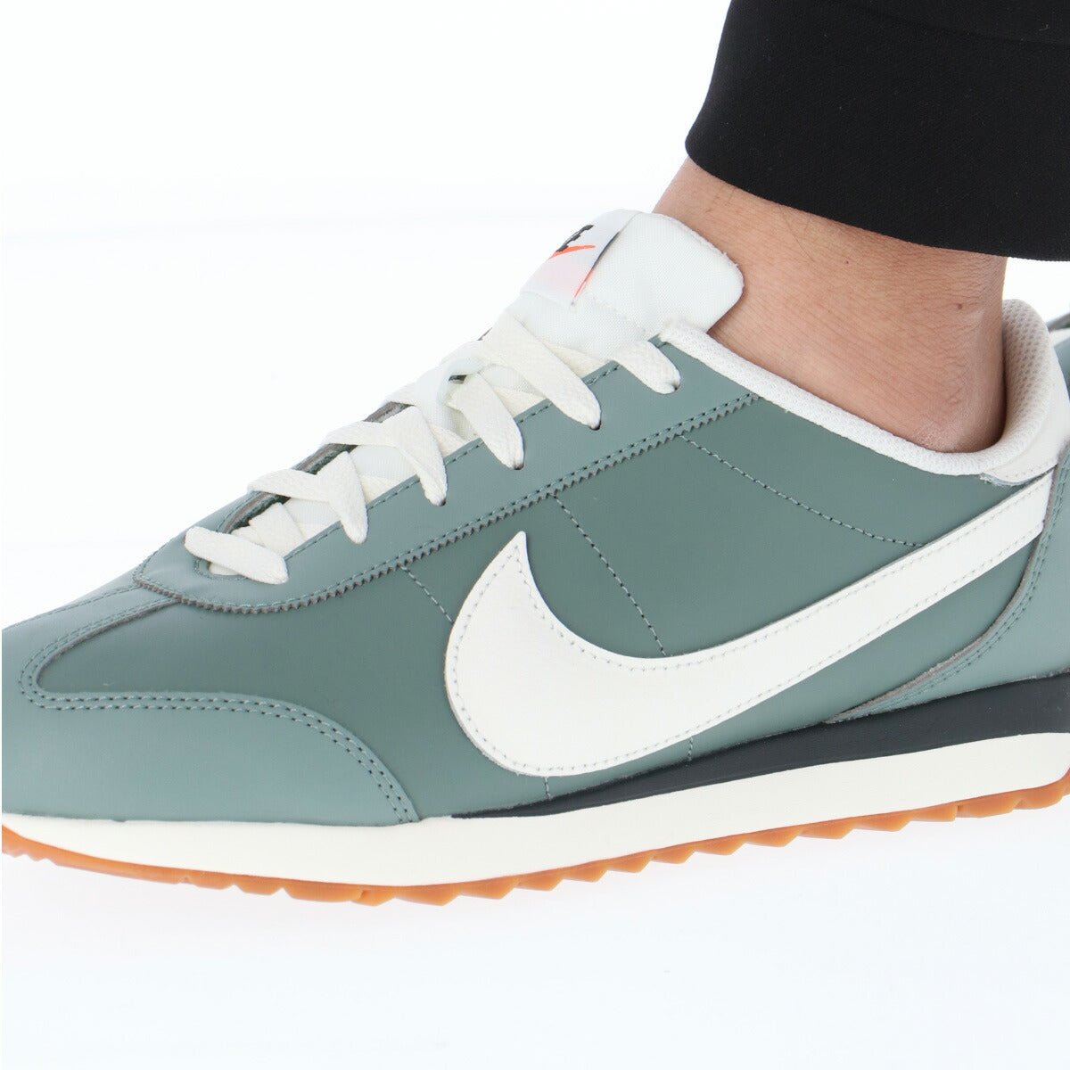 ナイキ パシフィック シューズ メンズ ブランド スニーカー NIKE 薄底 ローカット レザー 革 皮革 IM4006300 緑 グリーン 新作 大きいサイズ 有 スポーツ おしゃれ - 【公式】限定ジャージのタケスポ（Limited jersey takespo）