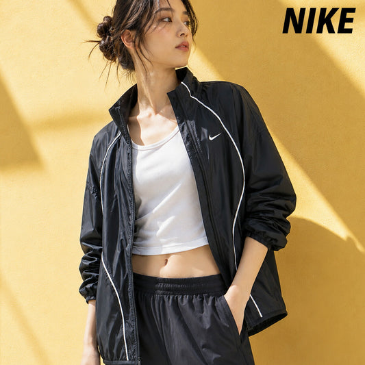ナイキ ウインドジャケット レディース ブランド NIKE フルジップ はっ水 IM8200 010 黒 ブラック ウィメンズ ウーブン woven かわいい 大きいサイズ 有 トップス ウォーキング ウェア スポーツウェア