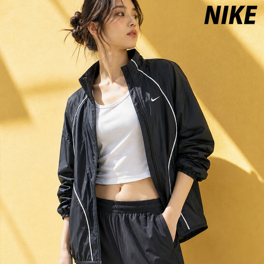 ナイキ ウインドジャケット レディース ブランド NIKE フルジップ はっ水 IM8200 010 黒 ブラック ウィメンズ ウーブン woven かわいい 大きいサイズ 有 トップス ウォーキング ウェア スポーツウェア
