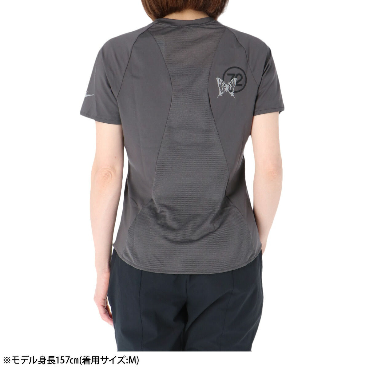 ナイキ 半袖 吸汗 速乾 吸水 Tシャツ レディース ブランド ドライ スポーツ NIKE バックプリント付き リフレクター 軽量 薄手 ストレッチ ラン ランニング IO4243 254 灰色 グレー ウィメンズ かわいい 大きいサイズ