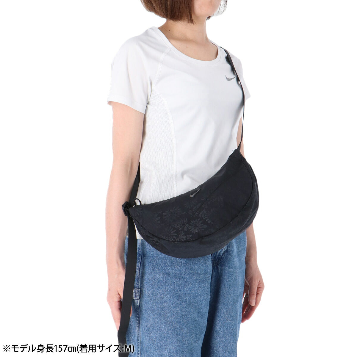 ナイキ バッグ メンズ レディース ブランド ボディバッグ 軽量 花柄 ショルダーバッグ 斜め掛け カバン バック フローラル 黒 ブラック NIKE IQ1268 スポーツ おしゃれ 新作