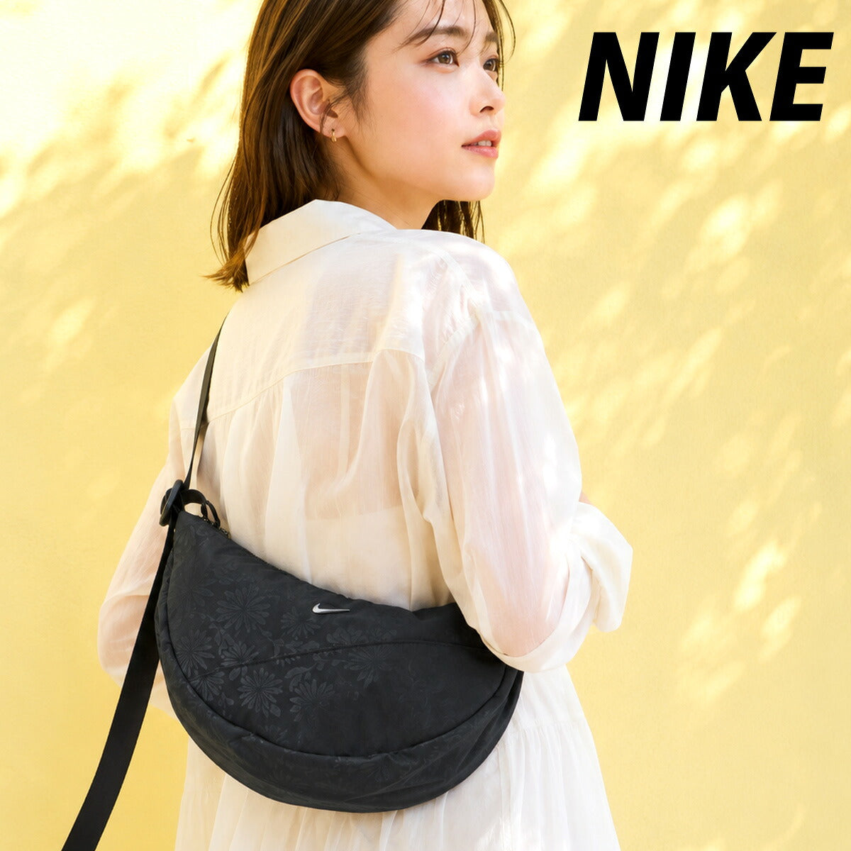ナイキ バッグ メンズ レディース ブランド ボディバッグ 軽量 花柄 ショルダーバッグ 斜め掛け カバン バック フローラル 黒 ブラック NIKE IQ1268 スポーツ おしゃれ 新作