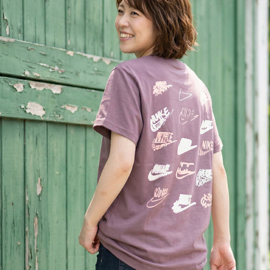 ナイキ Tシャツ レディース NSW 赤 レッド IR7833