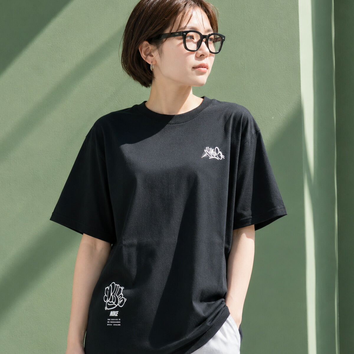 ナイキ 半袖 Tシャツ レディース ブランド NIKE ゆったり コットン100 綿100 バックプリント付き ビッグシルエット 体型カバー IV5486 010 黒 ブラック ウィメンズ かわいい 大きいサイズ 有 トップス ウォーキング