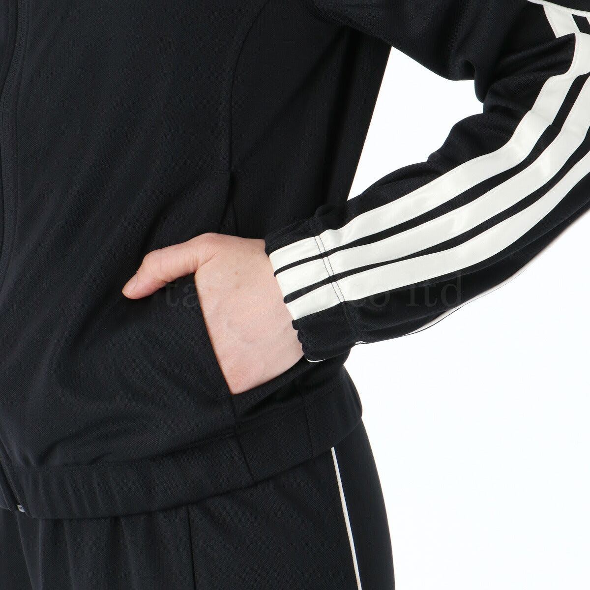 アディダス ジャージ上下 スタジアム ジャージ 上下 セットアップ レディース ブランド adidas フルジップ 3ストライプス スリーストライプス 黒 トラックスーツ サイドライン KKR16 ブラック 新作 上下セット