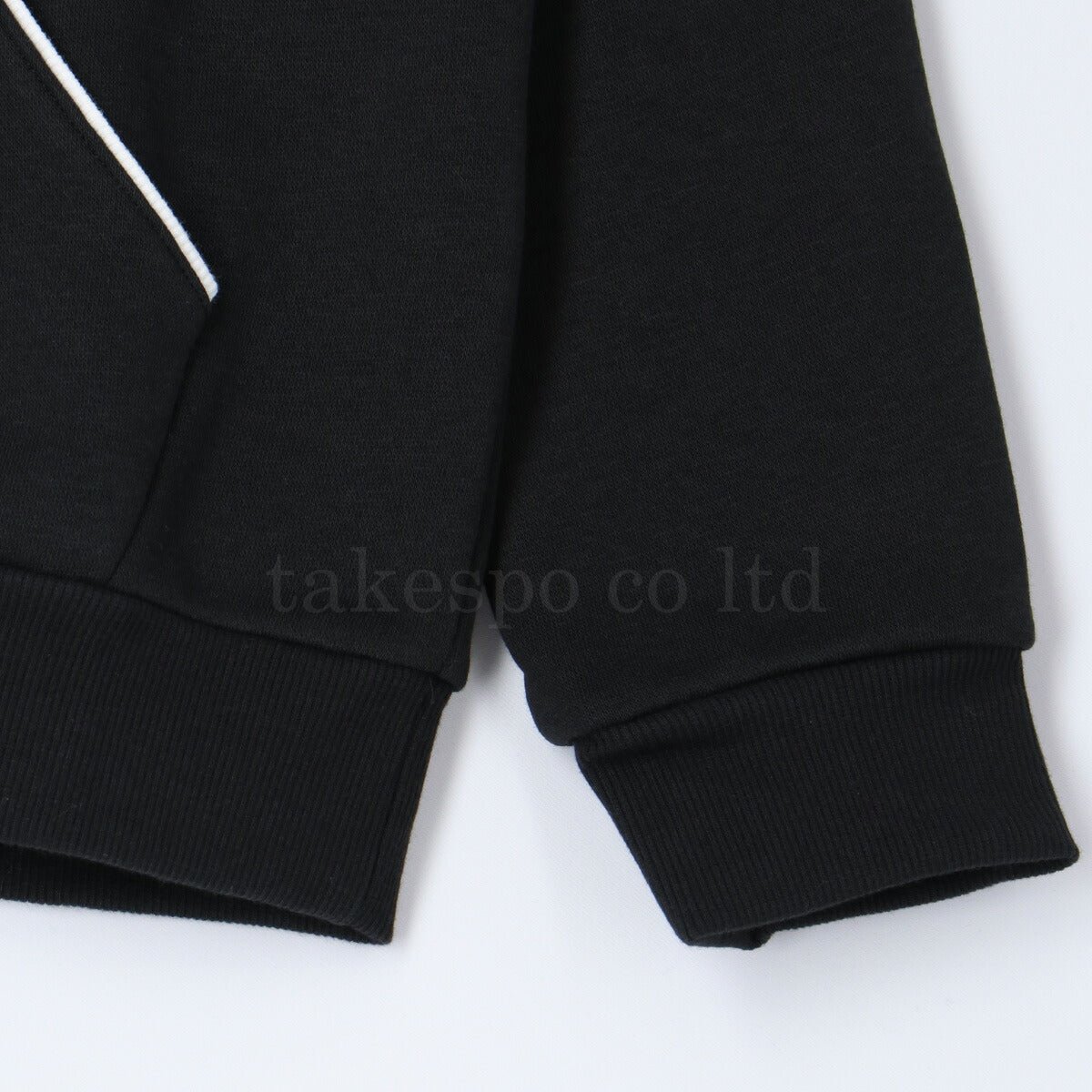 アディダス エッセンシャルズ スウェット 上下 セットアップ ジュニア ブランド adidas フード付き フーディ 裏フリース 黒 裏起毛 KLH32 あす楽 3ds SALE セール 上下セット 男 女の子 キッズ スポーツウェア トレーニングウェア スポーツ おしゃれ - 【公式】限定ジャージのタケスポ（Limited jersey takespo）