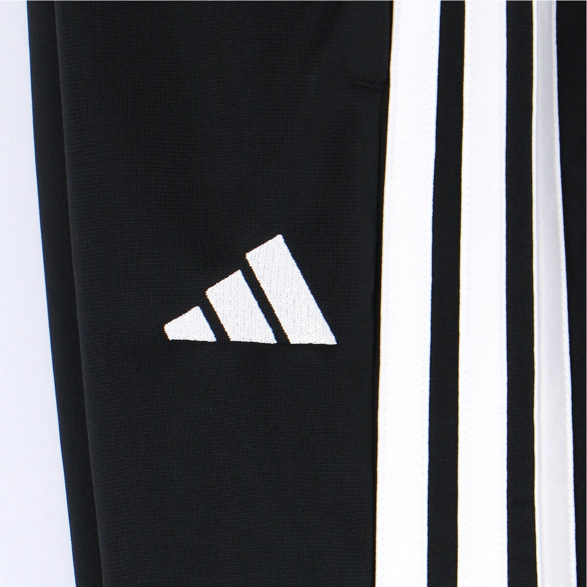 アディダス ジャージ上下 エッセンシャルズ ジャージ 上下 セットアップ ジュニア ブランド adidas トラックスーツ フルジップ 3ストライプス スリーストライプス 裏トリコット起毛 速乾 吸水 吸汗 ドライ 黒