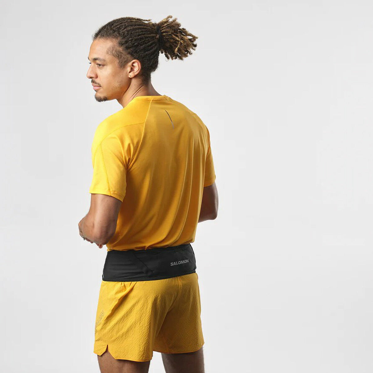 サロモン バッグ メンズ レディース ブランド ウエストバッグ ボディバッグ ランニングポーチ ランニングバッグ ランニング ストレッチ 軽量 トレーニング 黒 カバン バック パルスベルト ブラック