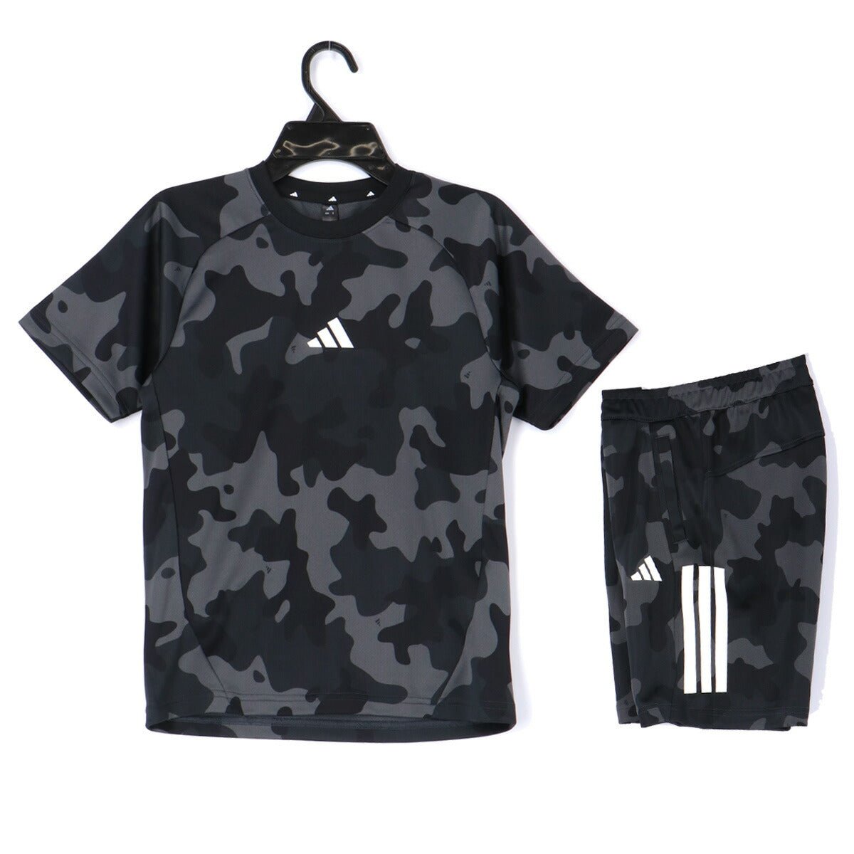 アディダス マストハブ Tシャツ ハーフパンツ 上下 セットアップ ジュニア ブランド adidas 軽量 薄手 カモ柄 カモフラージュ 3ストライプス スリーストライプス 黒 F5706 上下セット 男 女の子 キッズ 男の子 プラクティスシャツ プラシャツ スポーツウェア トレーニングウェア スポーツ おしゃれ - 【公式】限定ジャージのタケスポ（Limited jersey takespo）