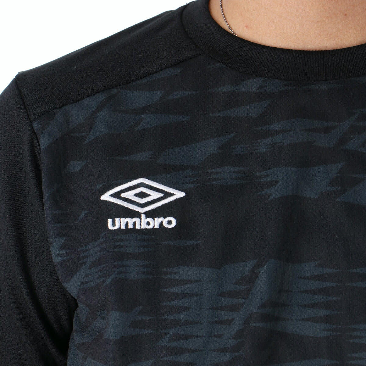 アンブロ ゲームシャツ(グラフィック) ストレッチウーブンパンツ Tシャツ ハーフパンツ 上下 セットアップ メンズ ブランド umbro サッカー フットサル 半袖 吸汗 速乾 UVカット UAS6310 ブラック 上下セット