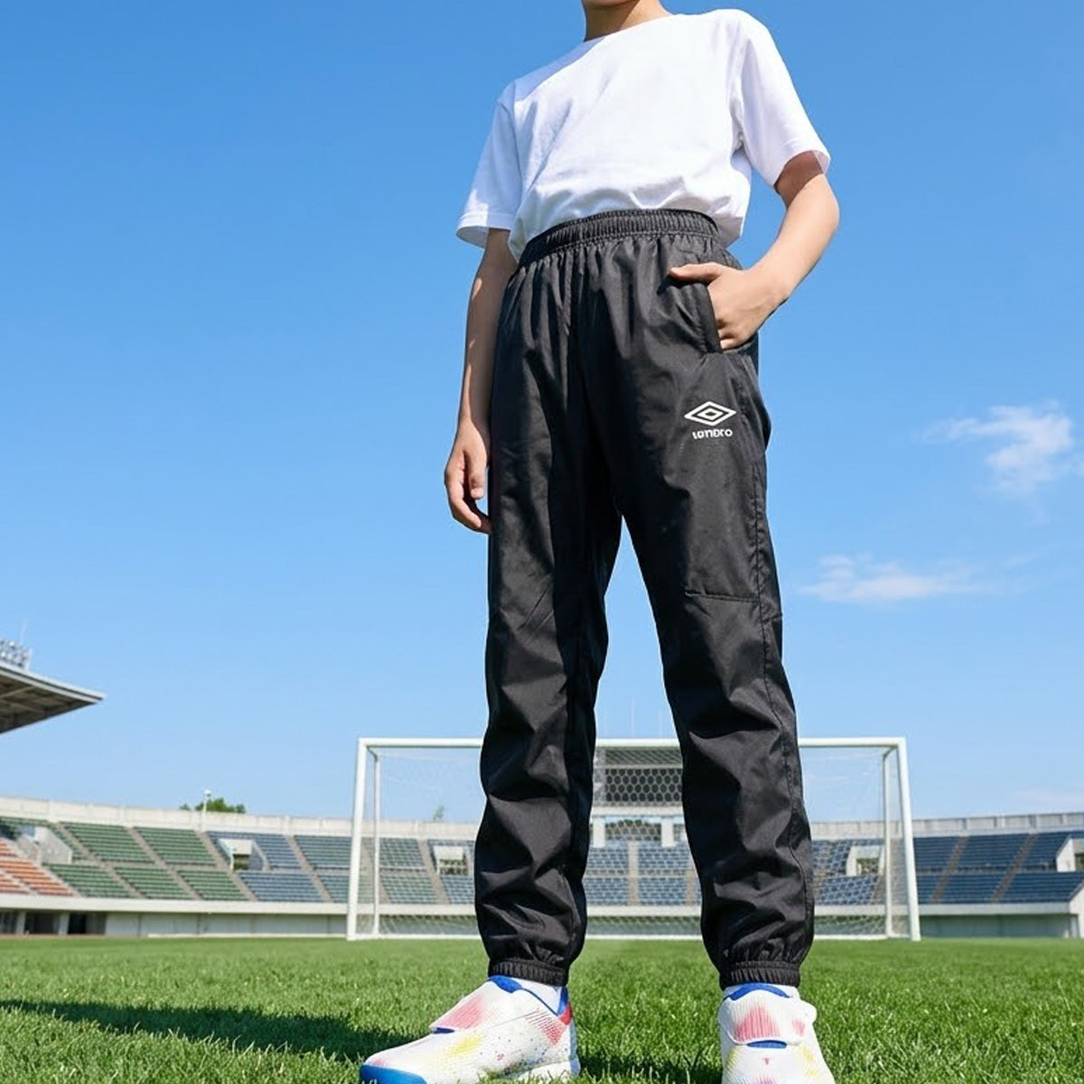 アンブロ ウィンドパンツ チーム ロングパンツ ジュニア ブランド ウィンド 下 umbro ピステパンツ 防風 はっ水 撥水 黒 サッカー フットサル UF5FPZ01JA ブラック ネイビー 男 女の子 キッズ スポーツウェア