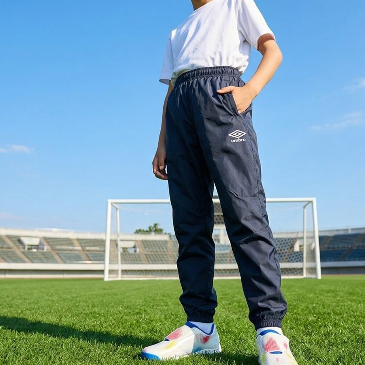 アンブロ ウィンドパンツ チーム ロングパンツ ジュニア ブランド ウィンド 下 umbro ピステパンツ 防風 はっ水 撥水 黒 サッカー フットサル UF5FPZ01JA ブラック ネイビー 男 女の子 キッズ スポーツウェア